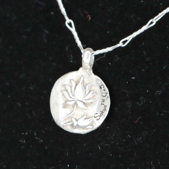 Vintage Satya Sterling Silver .925 Lotus Pendant & Necklace Chain Jewelry Flower - Picture 6 of 13
